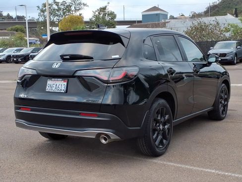 Used 2024 Honda HR-V Sport image 4