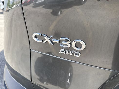 New 2025 MAZDA CX-30 AWD 2.5 S w/ Select Sport Pkg image 9