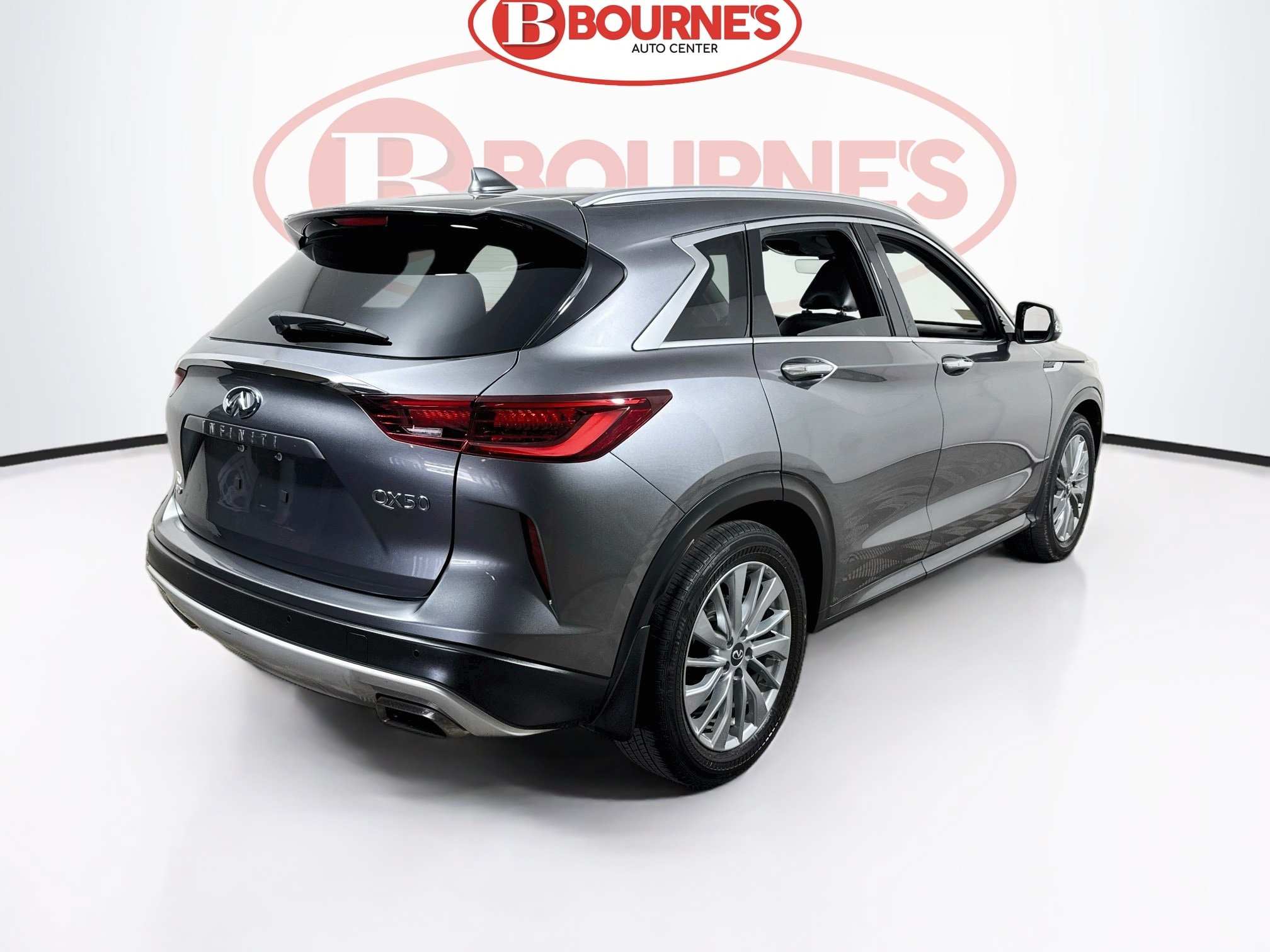 Used 2023 INFINITI QX50 Luxe AWD/4WD image 10