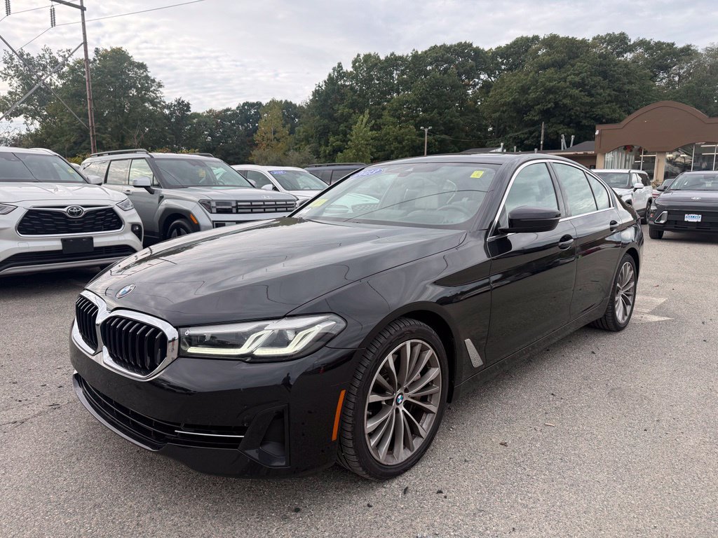 Used 2023 BMW 540i xDrive w/ Executive Package AWD/4WD image 2