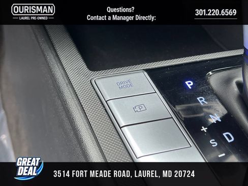 Used 2024 Hyundai Elantra SEL FWD image 25