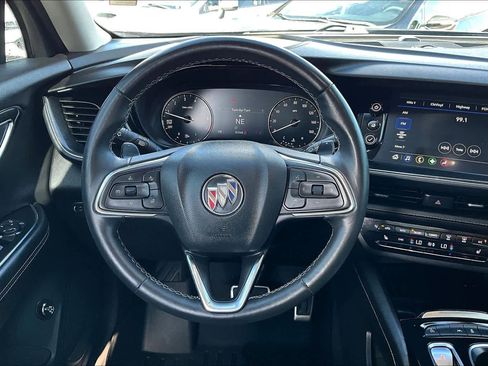 Used 2022 Buick Envision Preferred image 9