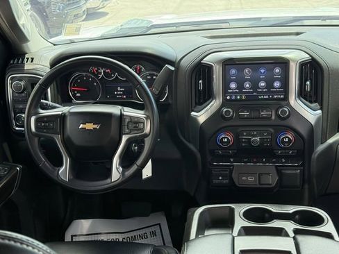 Used 2023 Chevrolet Silverado 2500 LT AWD/4WD image 17