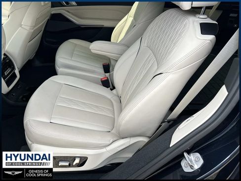 Used 2020 BMW X7 M50i AWD/4WD image 23