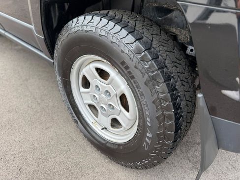 Used 2016 Jeep Patriot Sport FWD image 31