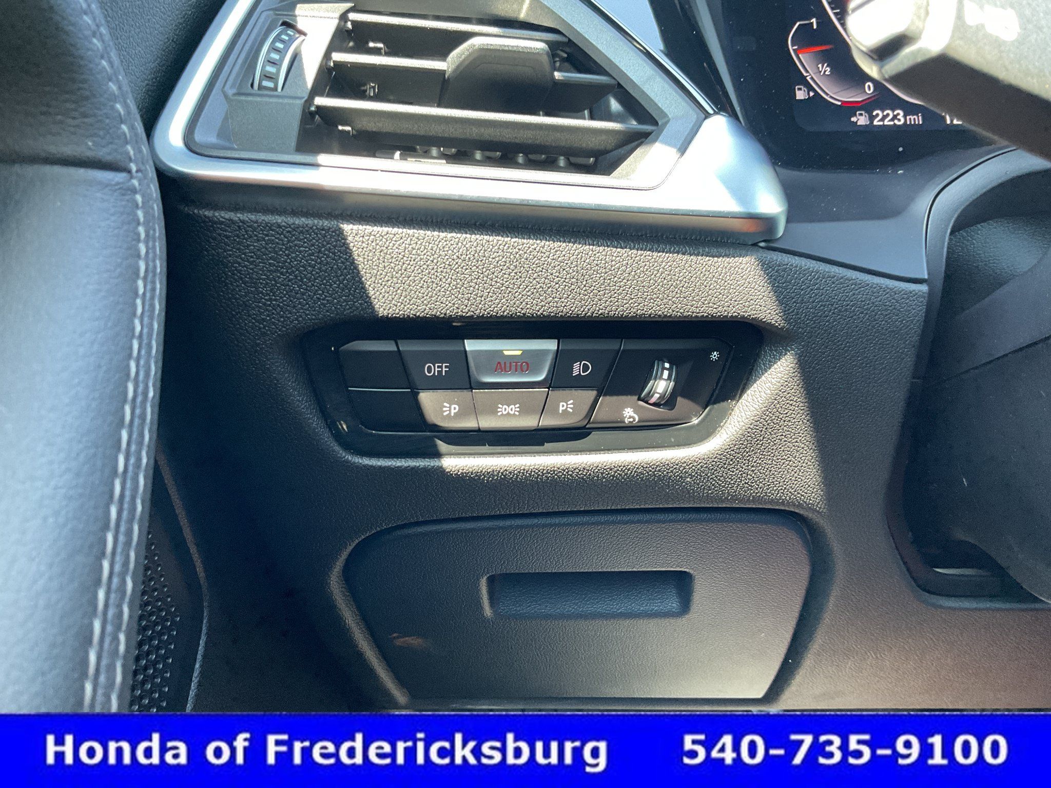 Used 2022 BMW 230i Coupe w/ Premium Package 2 RWD image 22