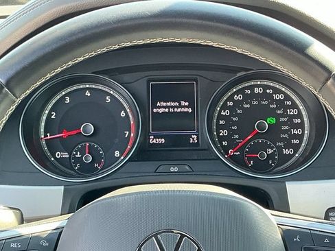 Used 2021 Volkswagen Atlas Cross Sport SE AWD/4WD image 10