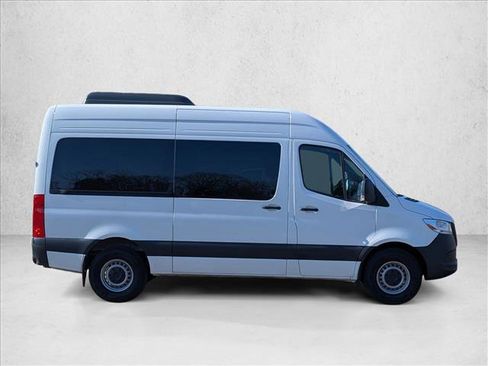 Used 2024 Mercedes-Benz Sprinter 2500 image 4