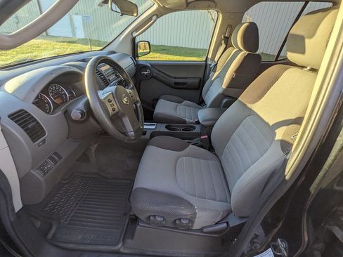Used 2005 Nissan Xterra SE image 23