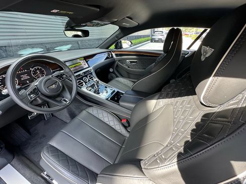 Used 2020 Bentley Continental GT AWD/4WD image 4