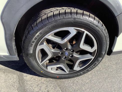 Used 2020 Subaru Crosstrek 2.0i Limited w/ Moonroof Package image 19