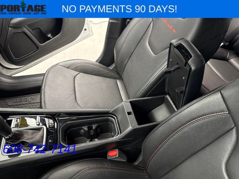 Used 2024 Jeep Compass Trailhawk w/ Trailhawk Elite Group AWD/4WD image 20