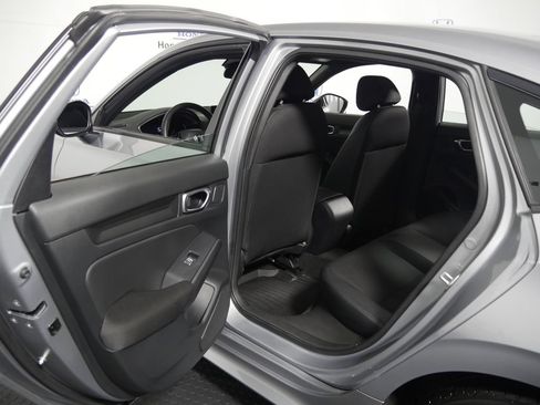 Used 2023 Honda Civic Sport image 10