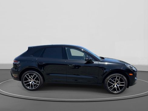 Used 2023 Porsche Macan Turbo AWD/4WD image 3