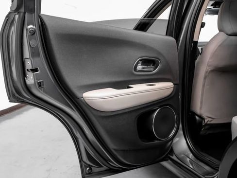 Used 2019 Honda HR-V EX image 46