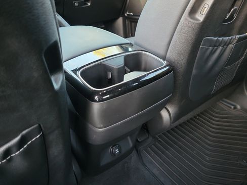 Used 2022 Kia Telluride SX FWD image 12