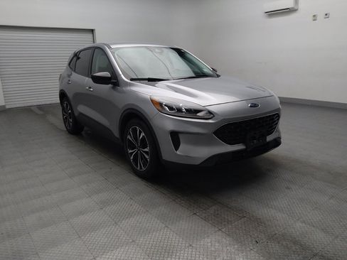 Used 2021 Ford Escape SE w/ SE Sport Appearance Package FWD image 13