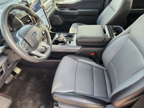 Used 2024 Ford F150 Lightning Lariat image 10