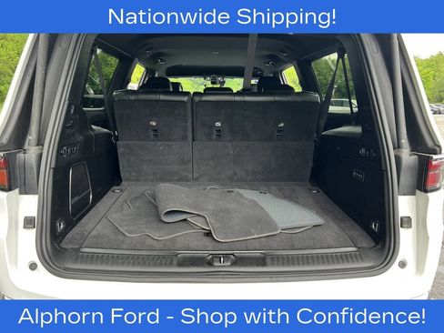 Used 2024 Jeep Wagoneer L Series II w/ Flexible Seating Group AWD/4WD image 37