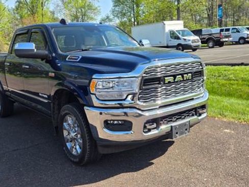 Used 2022 RAM 2500 Limited AWD/4WD image 1