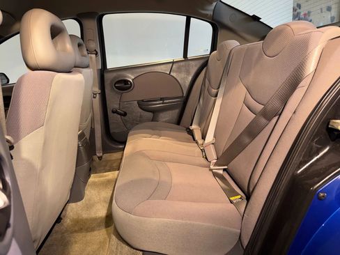 Used 2004 Saturn ION Level 2 image 20