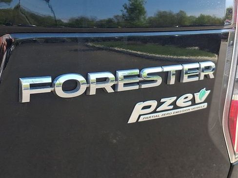Used 2015 Subaru Forester 2.5i w/ Alloy Wheel Package AWD/4WD image 28