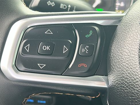 Certified 2023 Jeep Wrangler Unlimited Sahara AWD/4WD image 19