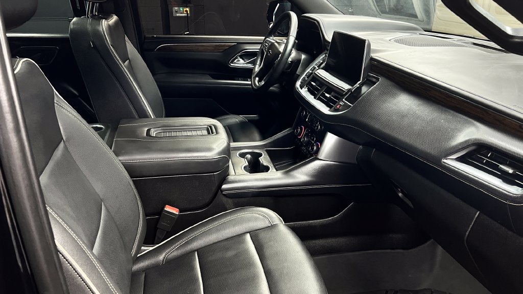 Used 2024 Chevrolet Tahoe Premier AWD/4WD image 8