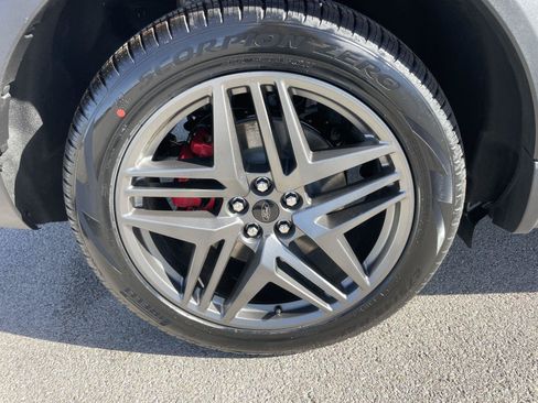 New 2026 Ford Explorer ST-Line w/ ST-Line Street Pack RWD image 38