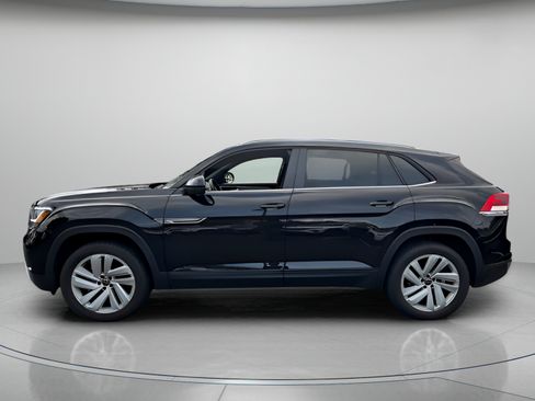 Certified 2023 Volkswagen Atlas Cross Sport SE AWD/4WD image 2