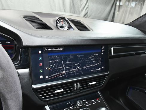 Used 2023 Porsche Cayenne GTS image 48