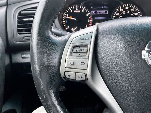 Used 2015 Nissan Altima 2.5 SL w/ Technology Package image 9