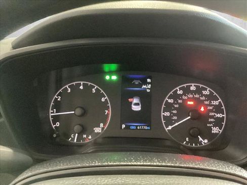 Used 2024 Toyota Corolla LE FWD image 13
