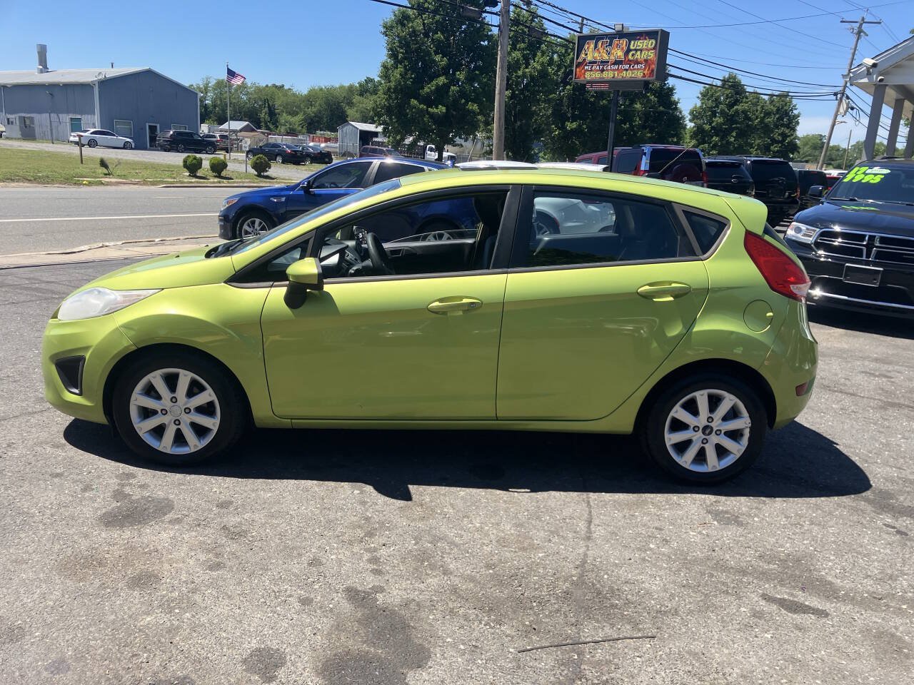 Used 2011 Ford Fiesta SE w/ 203A Rapid Spec Order Code FWD image 10