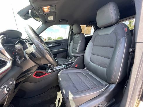 Used 2022 Chevrolet TrailBlazer RS FWD image 19
