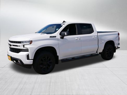 Used 2020 Chevrolet Silverado 1500 RST AWD/4WD image 3