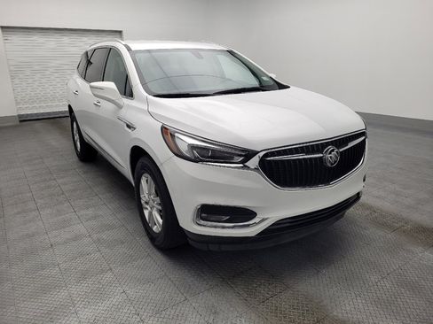 Used 2018 Buick Enclave Essence image 13