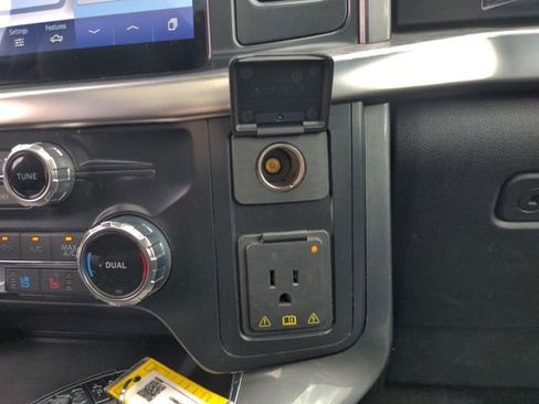 Certified 2022 Ford F150 Lariat w/ Equipment Group 502A High image 31