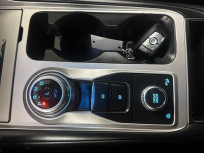 Used 2022 Ford Explorer XLT