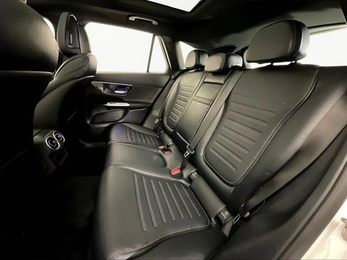 Certified 2025 Mercedes-Benz GLC 43 AMG 4MATIC image 22