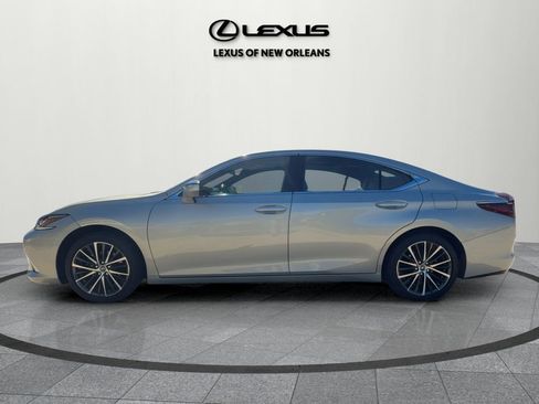 Certified 2024 Lexus ES 350 w/ Premium Package image 4