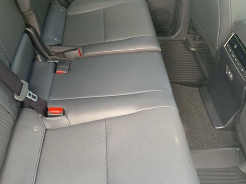 Used 2026 Lexus GX 550 w/ Cold Area Package AWD/4WD image 7
