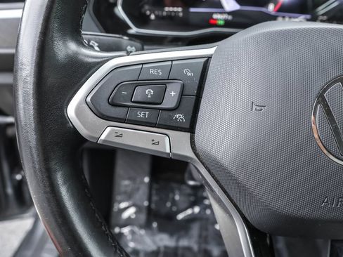 Certified 2023 Volkswagen Jetta SE FWD image 18
