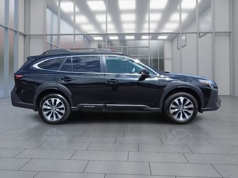 Used 2024 Subaru Outback Limited AWD/4WD image 9