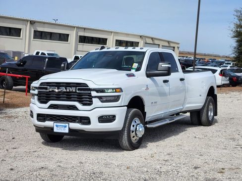 New 2026 RAM 3500 Lone Star image 2