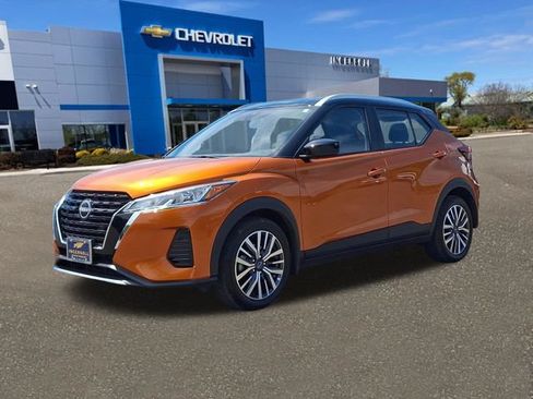 Used 2024 Nissan Kicks SV FWD image 33