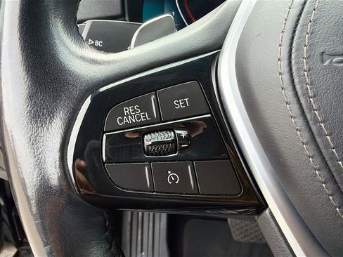 Used 2020 BMW 530i w/ Convenience Package image 37