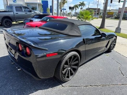 Used 2011 Chevrolet Corvette Convertible w/ Preferred Equipment Group RWD image 4