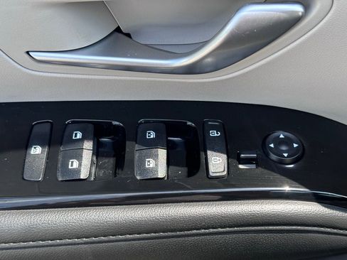 Used 2023 Hyundai Tucson Limited image 28