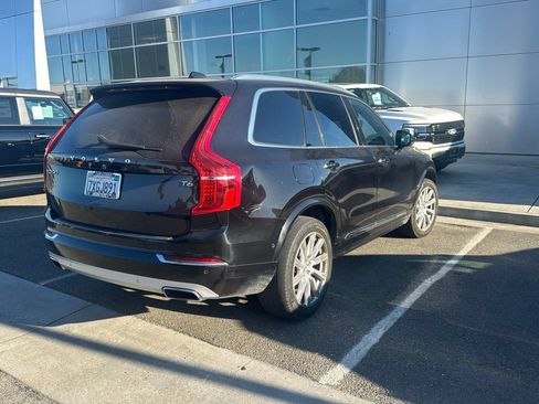 Used 2017 Volvo XC90 T6 Inscription w/ Vision Package AWD/4WD image 2